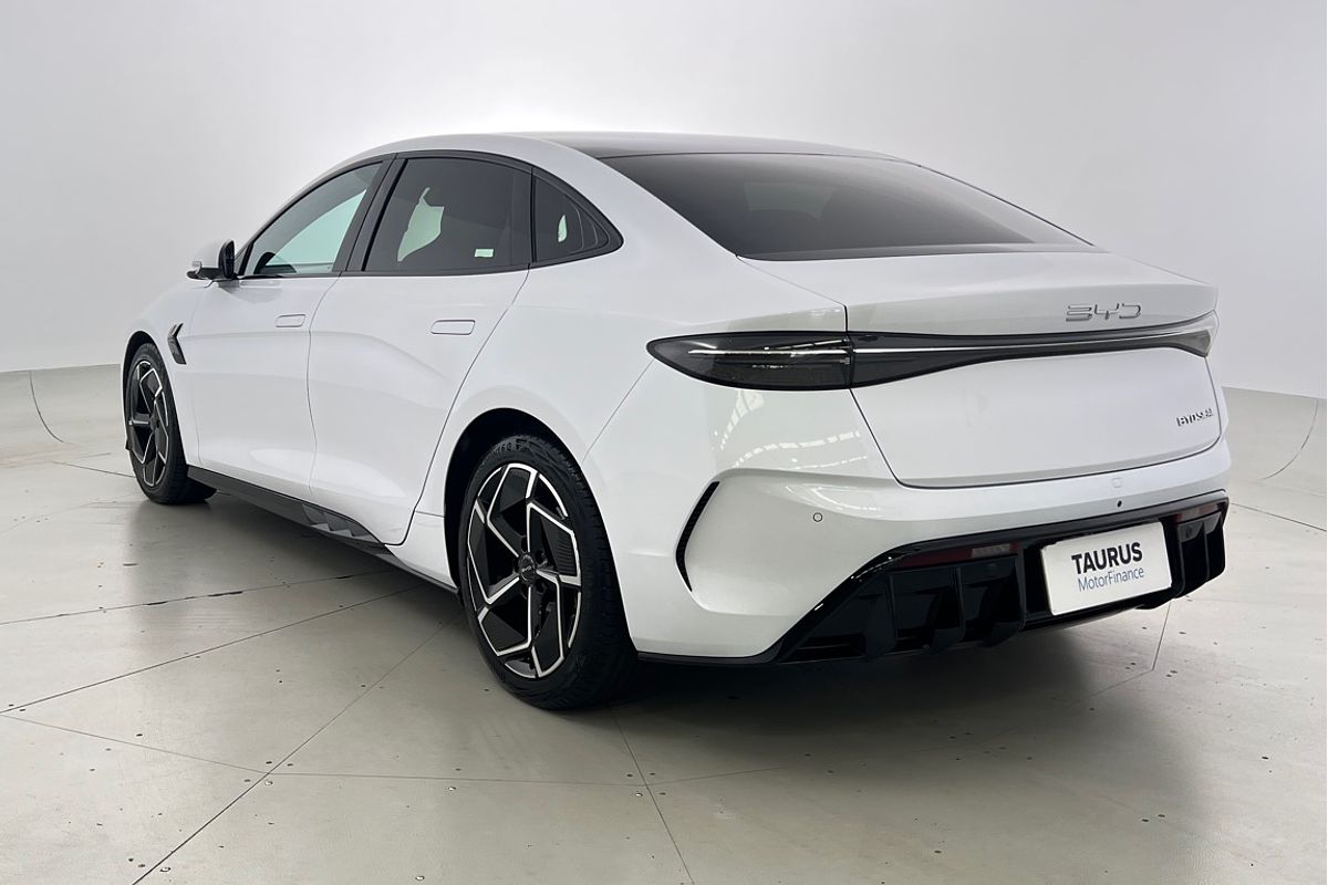 2024 BYD Seal Premium