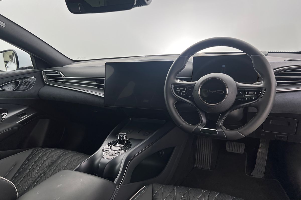 2024 BYD Seal Premium