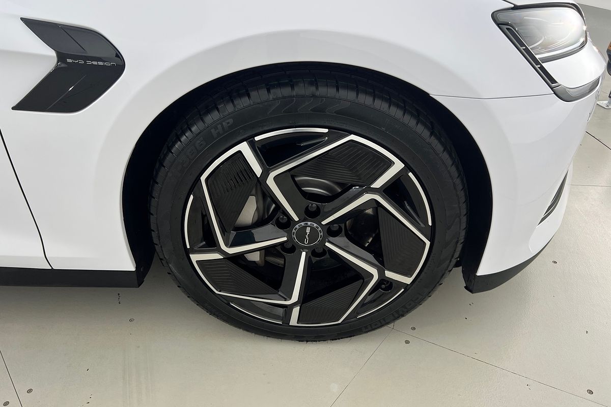 2024 BYD Seal Premium