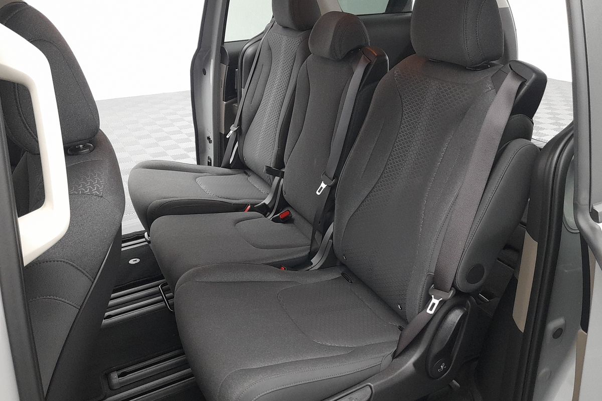 2025 Kia Carnival S KA4