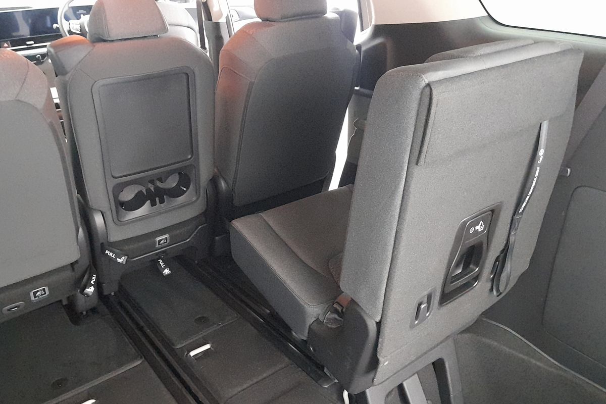 2025 Kia Carnival S KA4