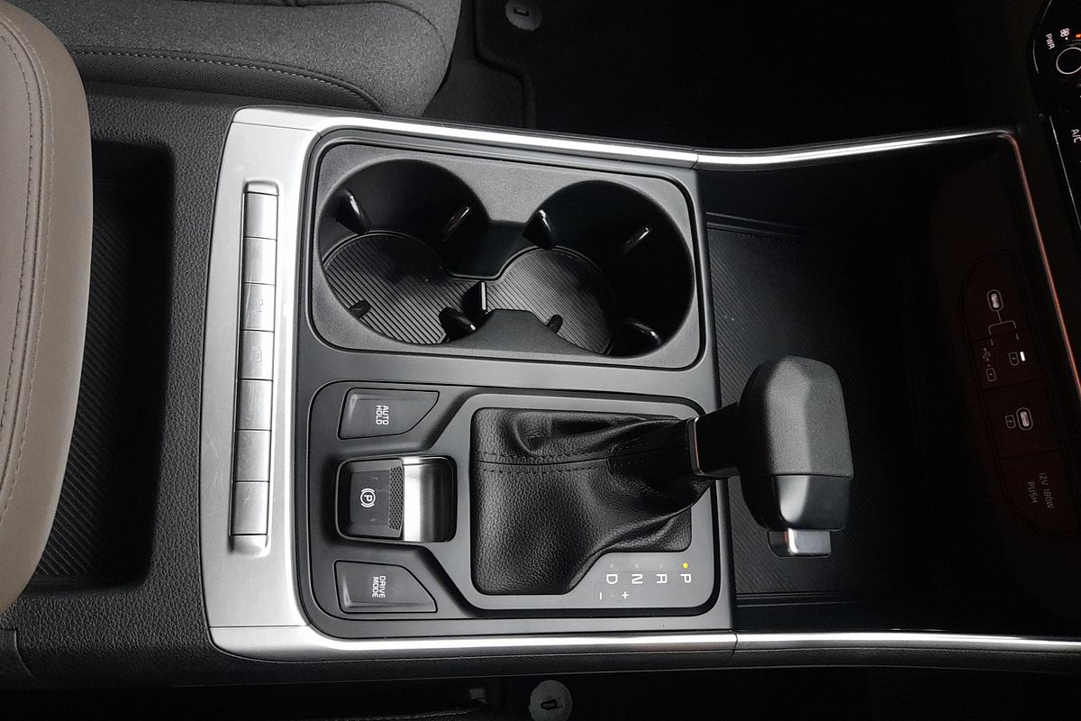 2025 Kia Carnival S KA4