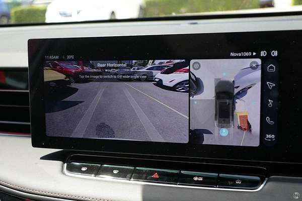 2025 MG HS Essence AS33