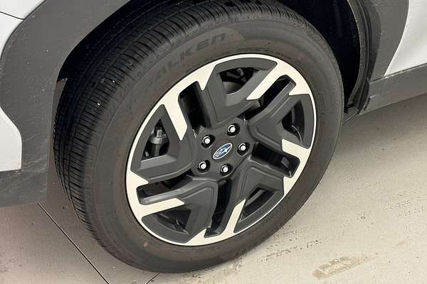 2025 Subaru Forester Touring S6