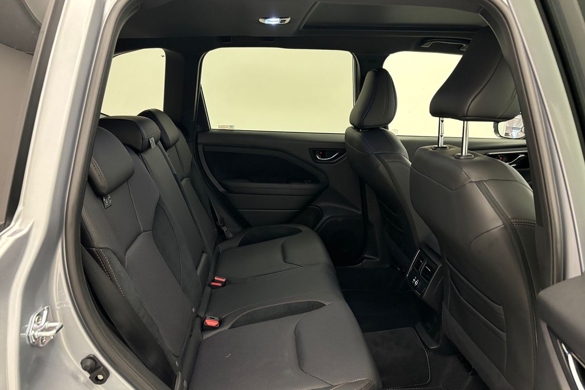 2025 Subaru Forester Touring S6