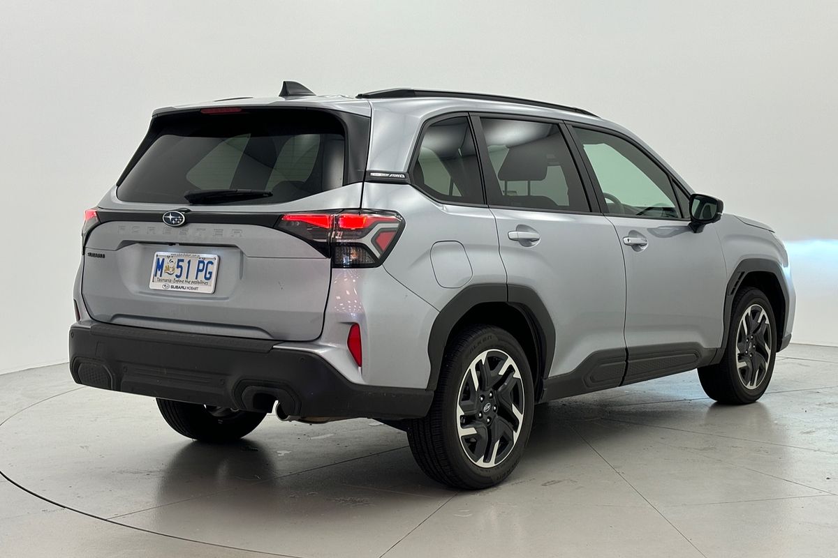 2025 Subaru Forester Touring S6