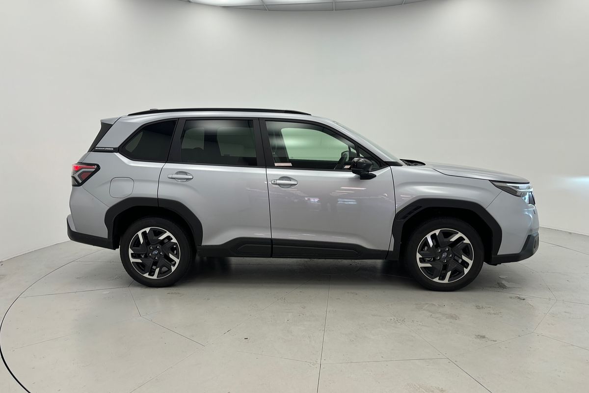 2025 Subaru Forester Touring S6