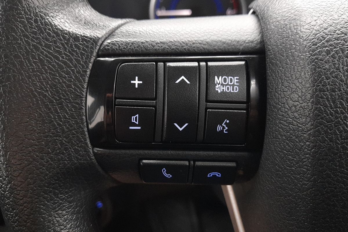 2018 Toyota Hilux SR GUN126R 4X4