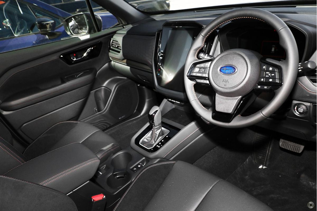 2025 Subaru Forester Hybrid Touring S6