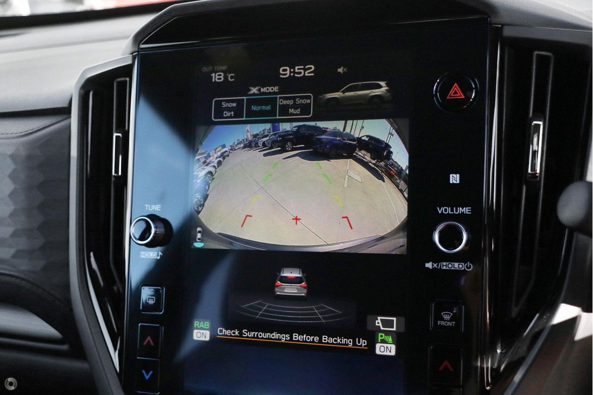 2025 Subaru Forester Hybrid Touring S6