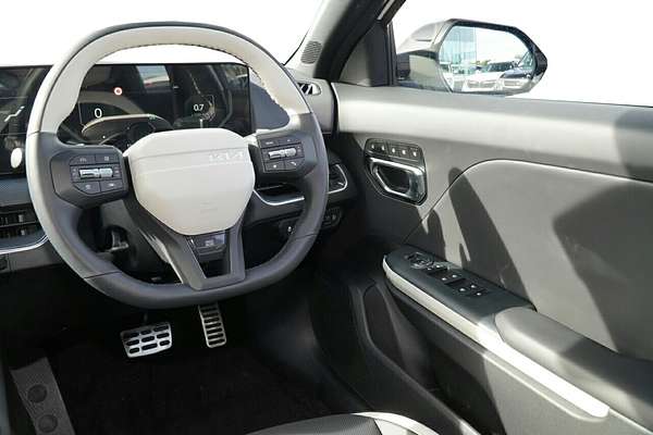 2025 Kia K4 GT-Line CL4m