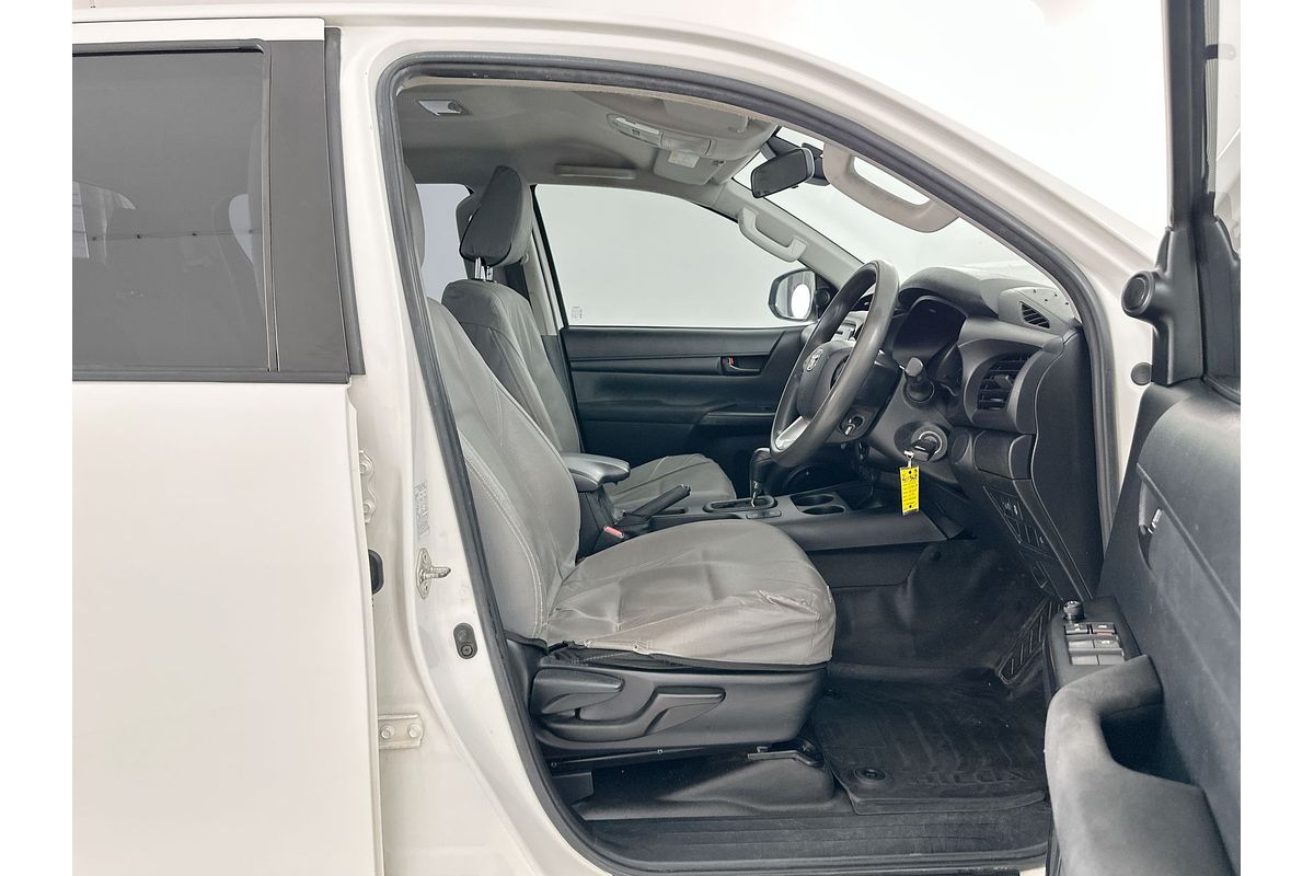 2020 Toyota Hilux SR GUN126R 4X4