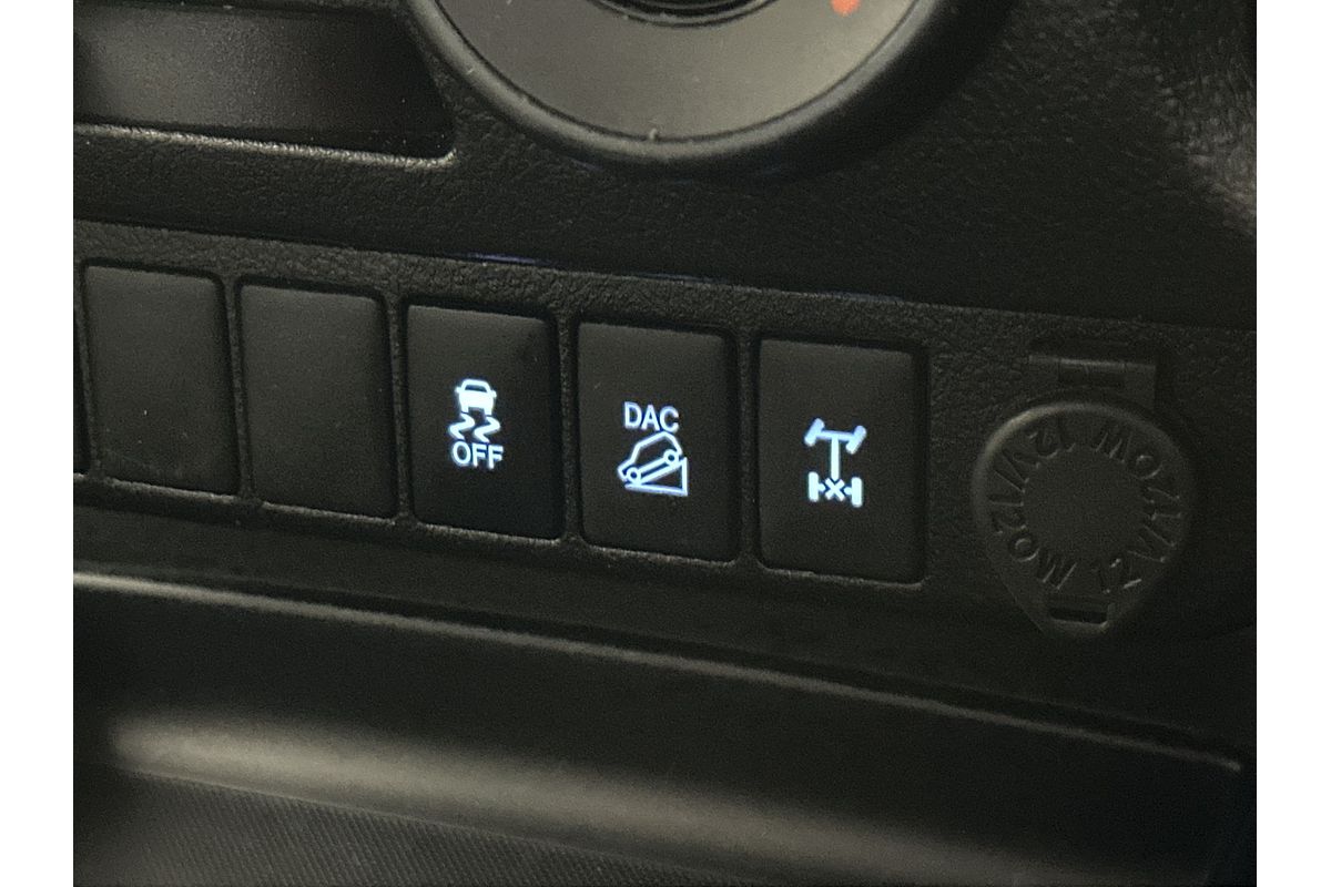 2020 Toyota Hilux SR GUN126R 4X4