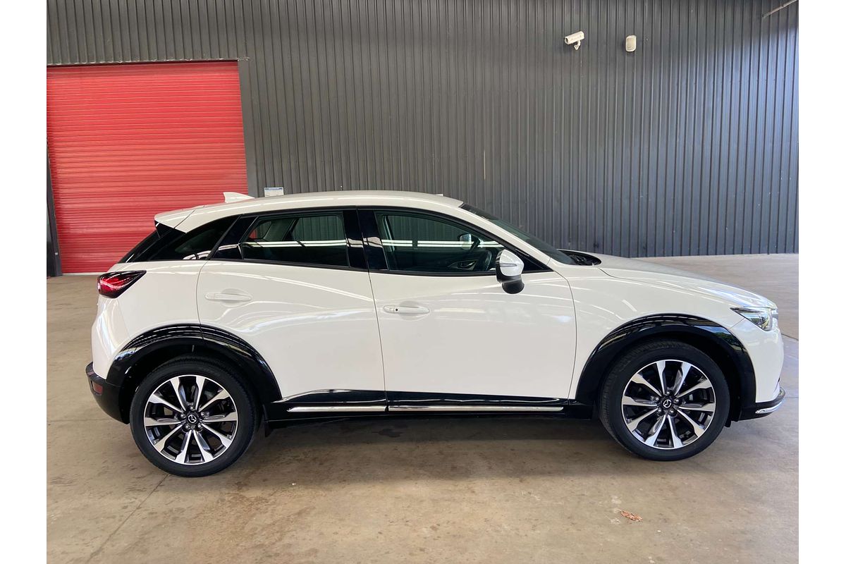 2022 Mazda CX-3 sTouring DK