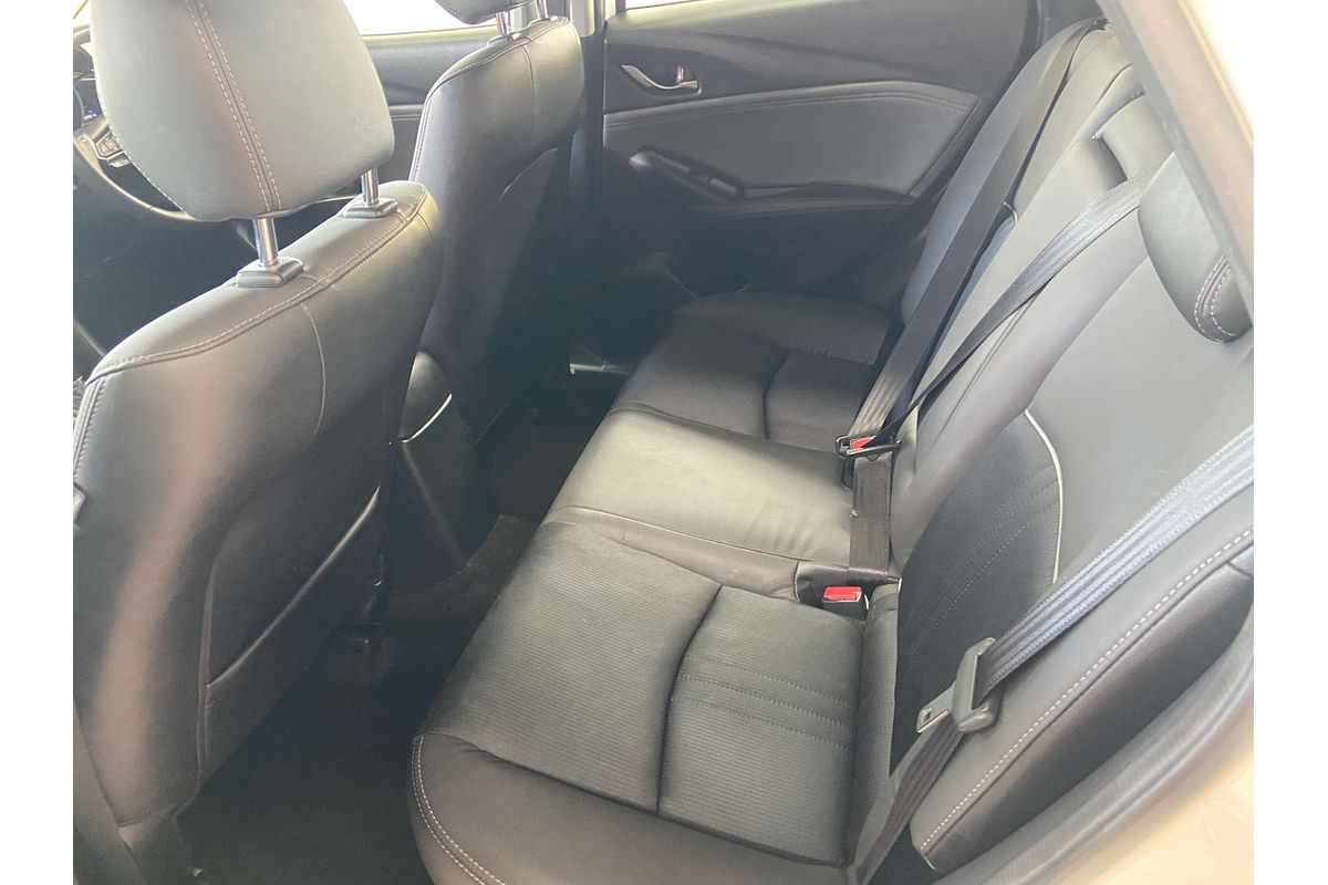 2022 Mazda CX-3 sTouring DK