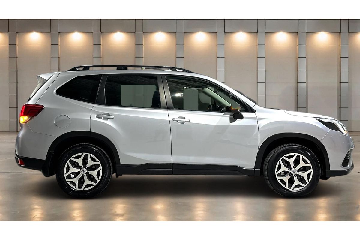 2023 Subaru Forester 2.5i S5