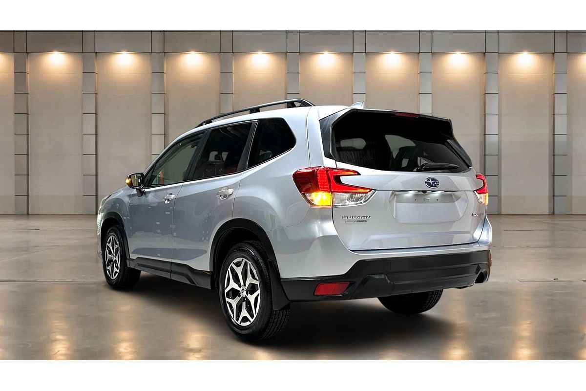 2023 Subaru Forester 2.5i S5