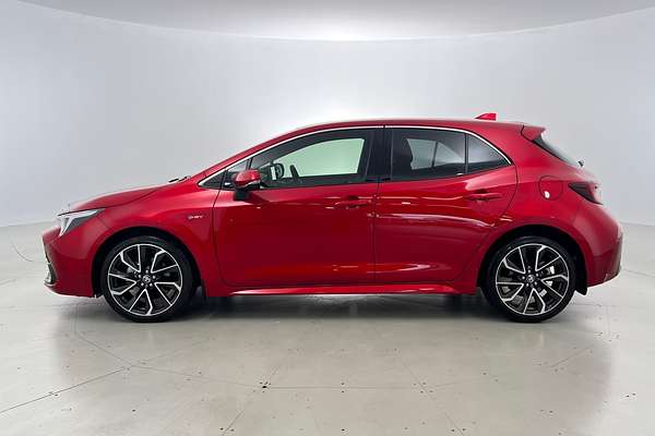 2025 Toyota Corolla ZR Hybrid ZWE219R thumb-1