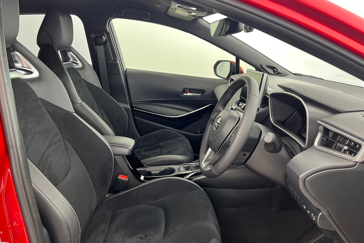 2025 Toyota Corolla ZR Hybrid ZWE219R