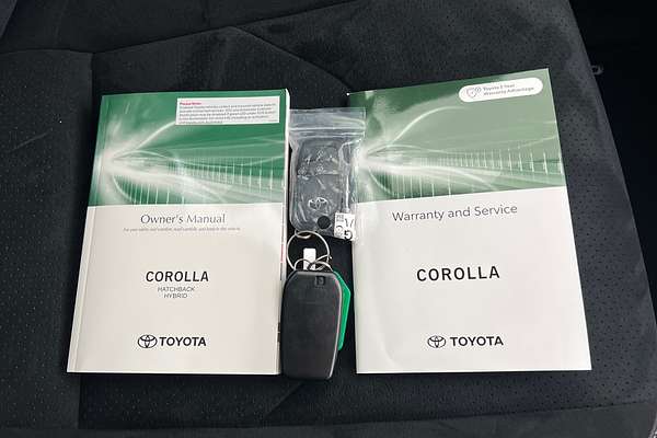 2025 Toyota Corolla ZR Hybrid ZWE219R thumb-19