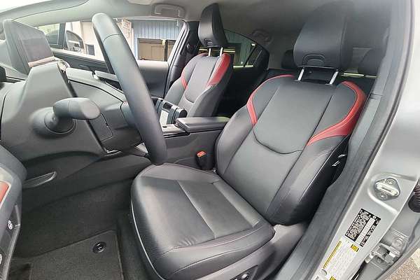 2024 Toyota Prius XSE Premium