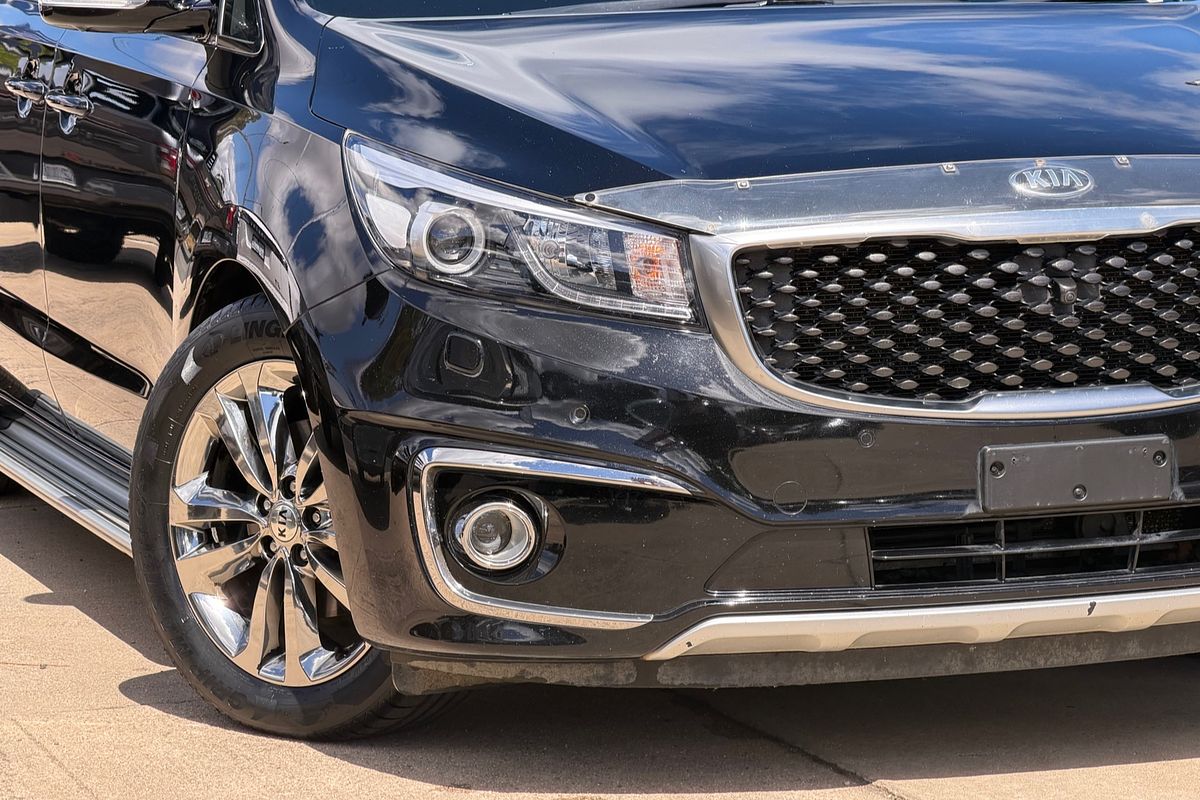 2017 Kia Carnival Platinum YP