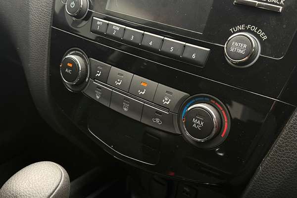 2015 Nissan X-TRAIL ST T32