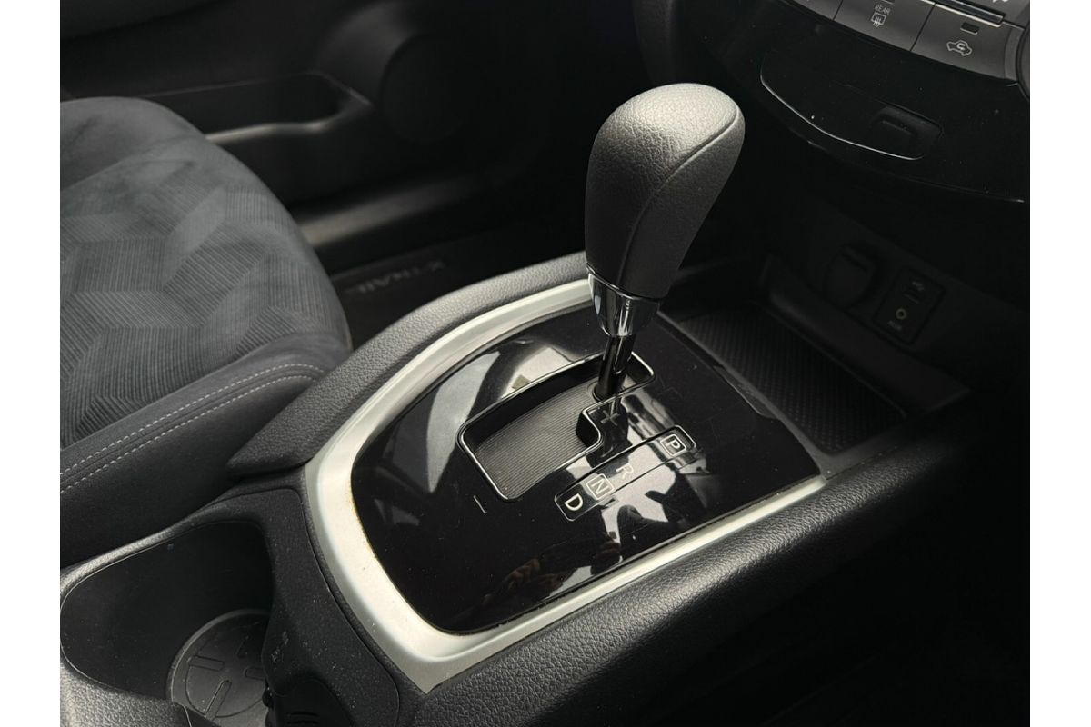 2015 Nissan X-TRAIL ST T32