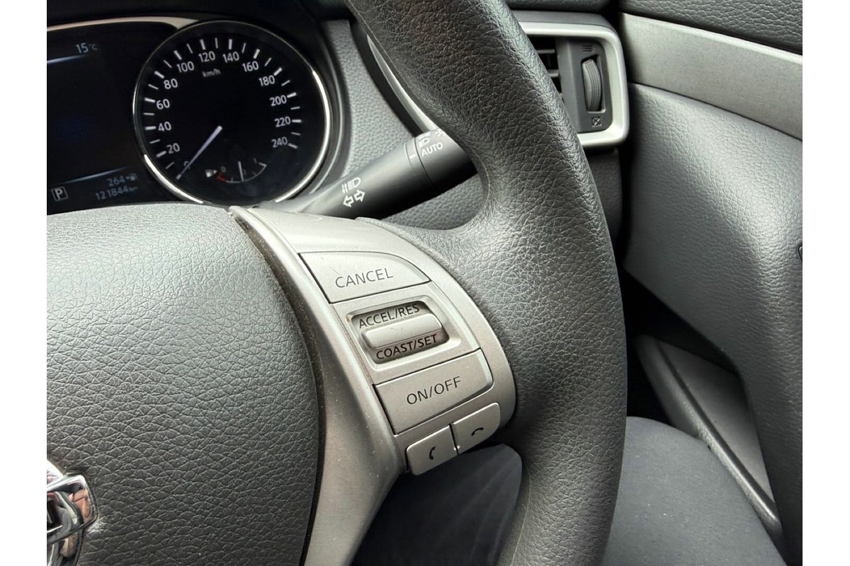 2015 Nissan X-TRAIL ST T32