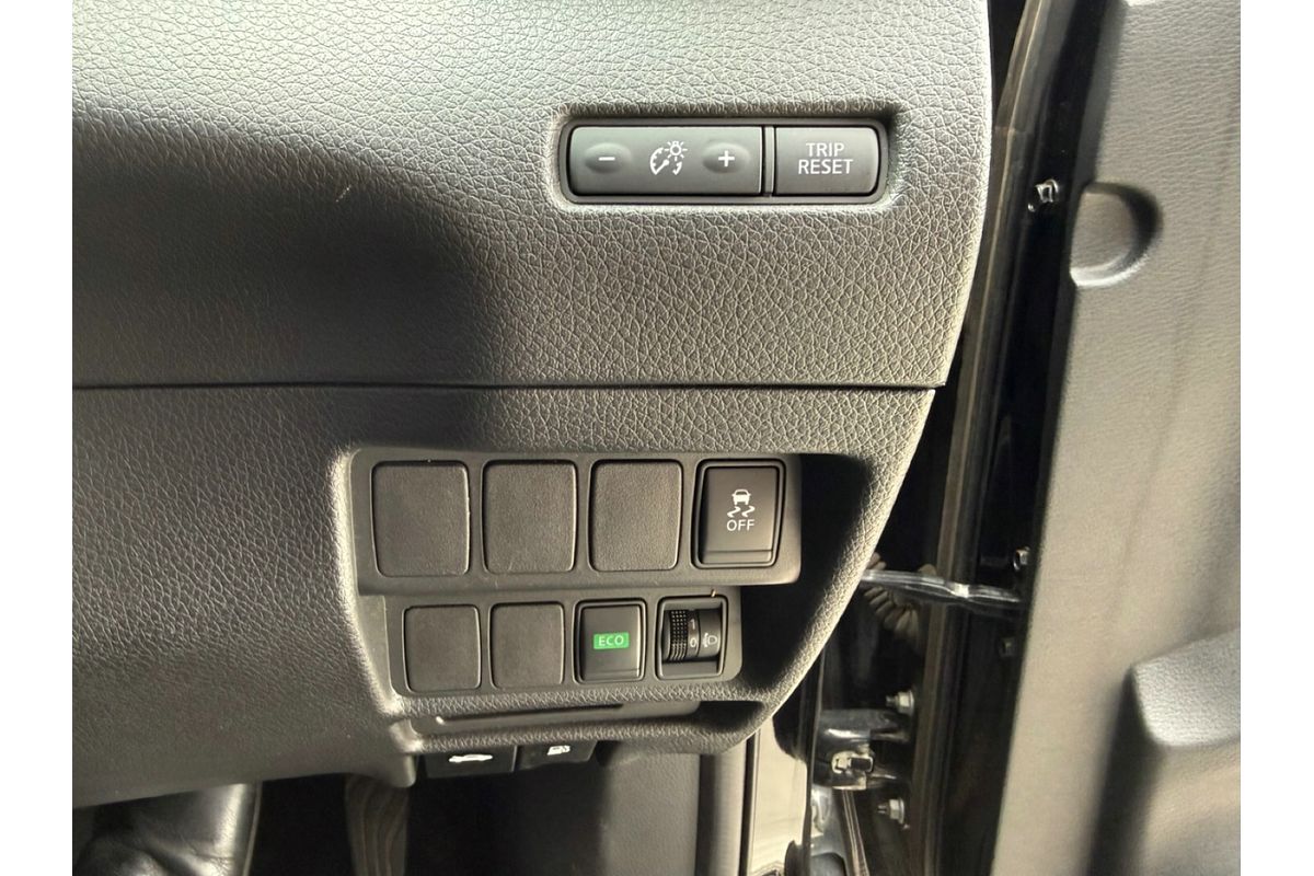 2015 Nissan X-TRAIL ST T32