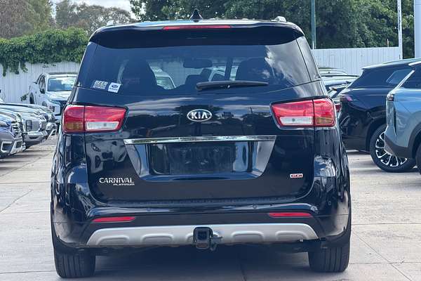 2017 Kia Carnival Platinum YP