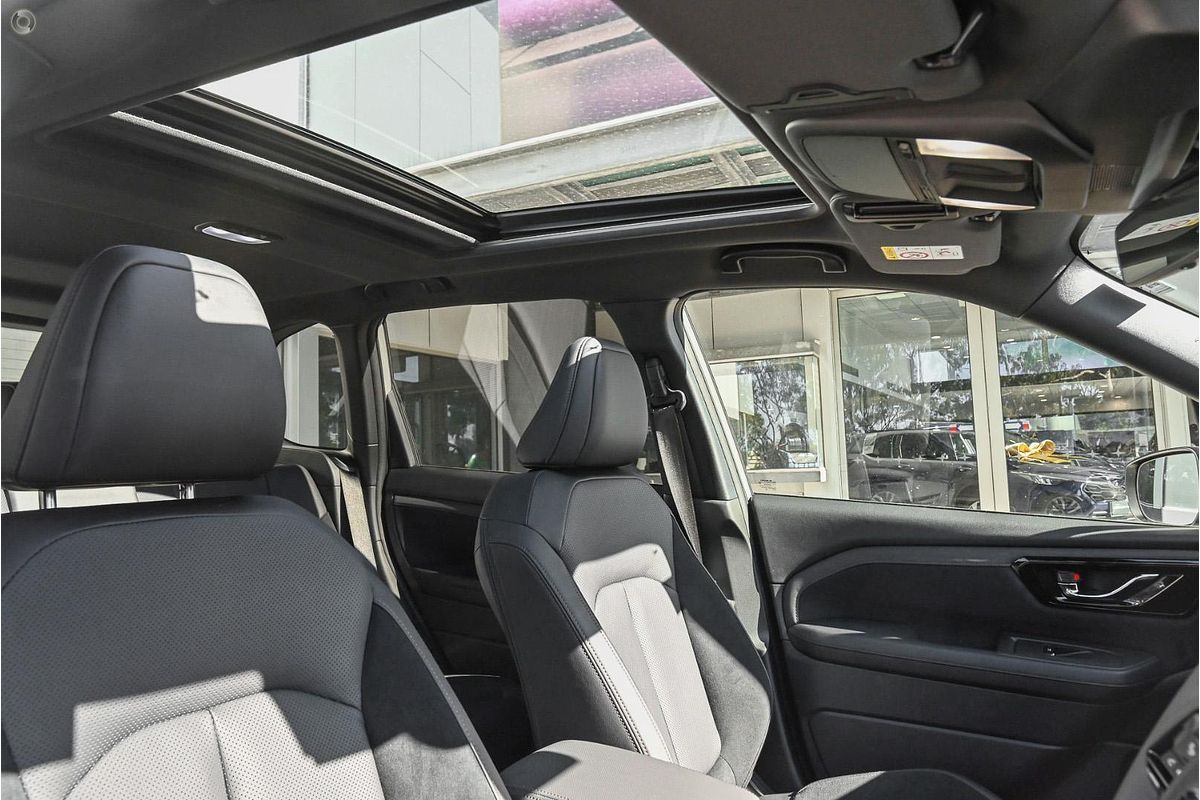 2025 Subaru Forester Hybrid Touring S6