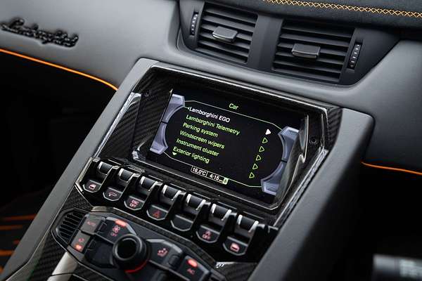 2019 Lamborghini Aventador SVJ 834