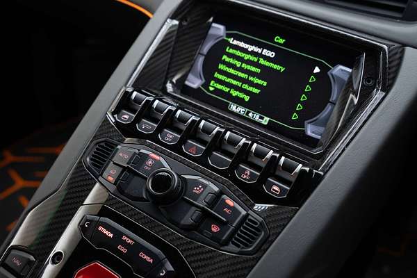 2019 Lamborghini Aventador SVJ 834