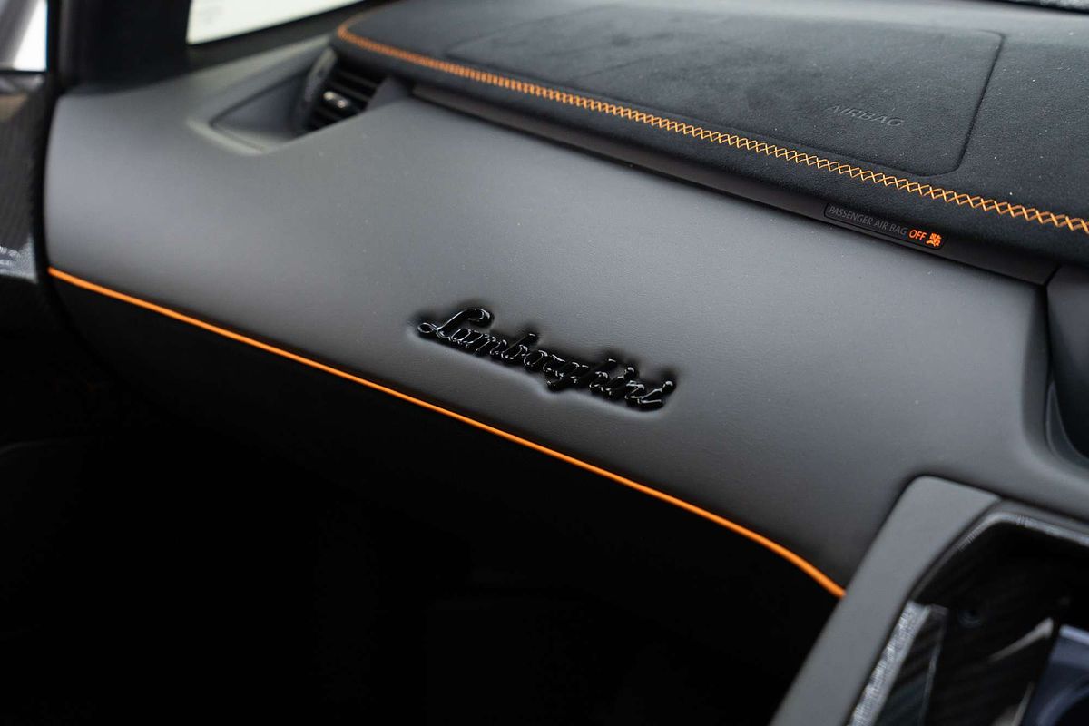 2019 Lamborghini Aventador SVJ 834