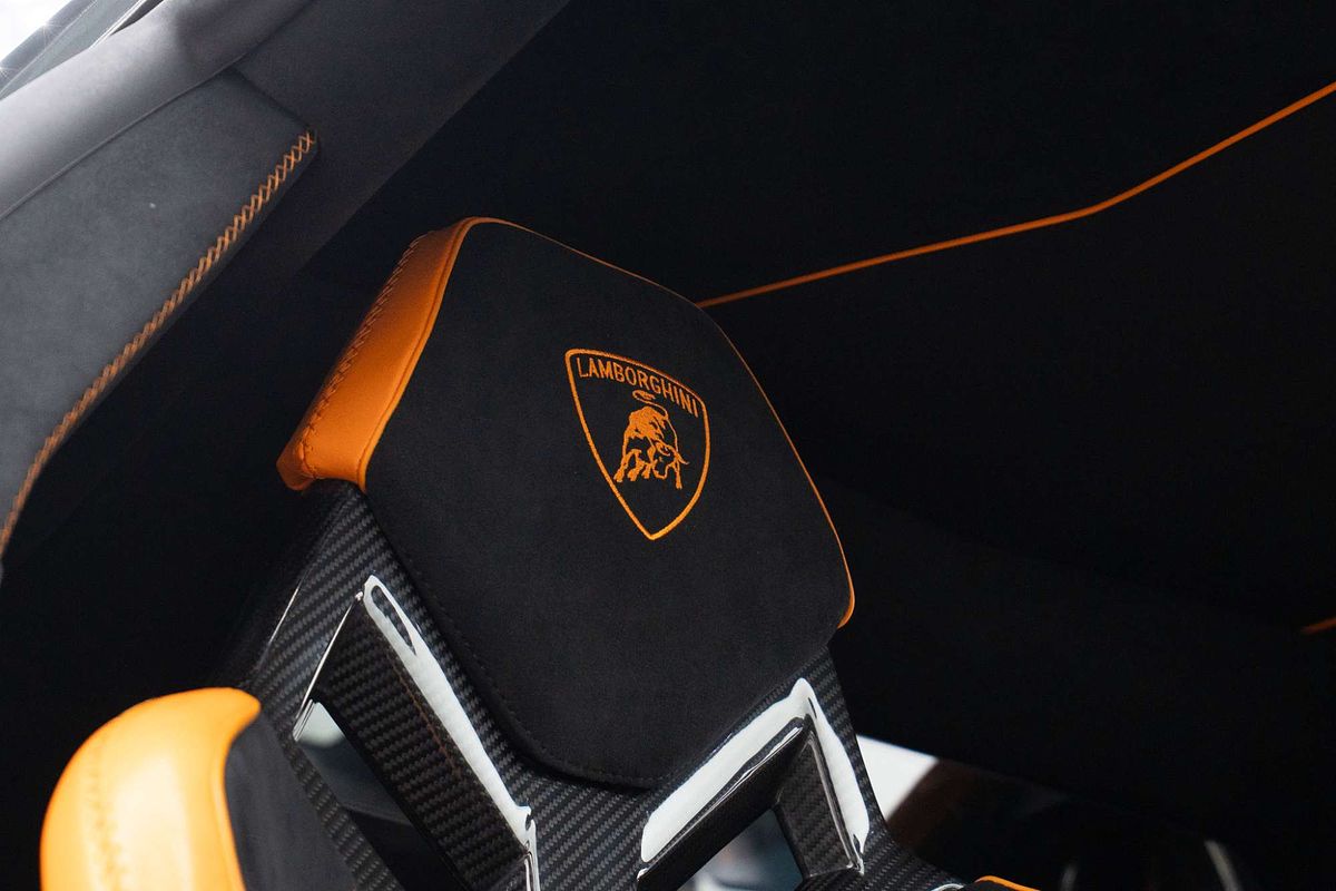 2019 Lamborghini Aventador SVJ 834