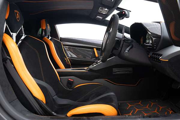 2019 Lamborghini Aventador SVJ 834