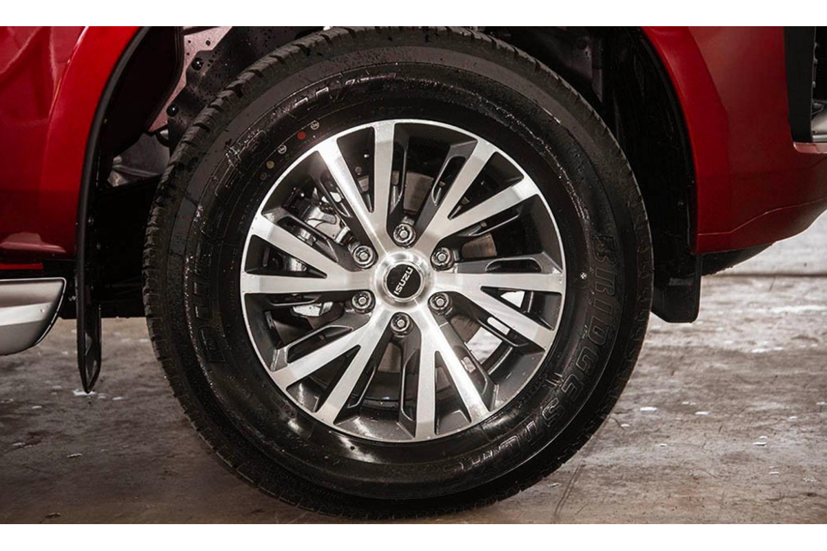 2025 Isuzu D-MAX LS-U 4X4