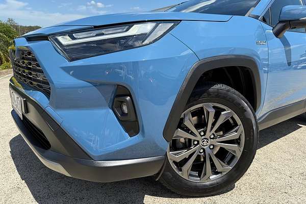 2024 Toyota RAV4 GXL AXAH54R