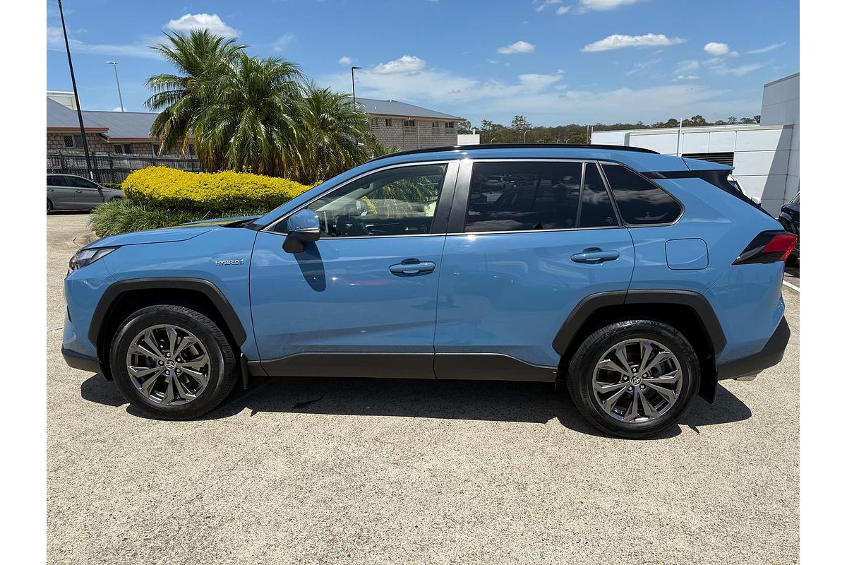 2024 Toyota RAV4 GXL AXAH54R