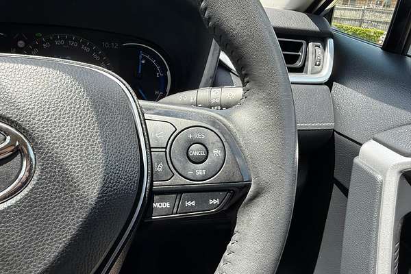 2024 Toyota RAV4 GXL AXAH54R