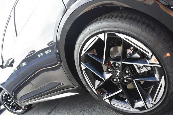 2025 Kia K4 GT-Line CL4m