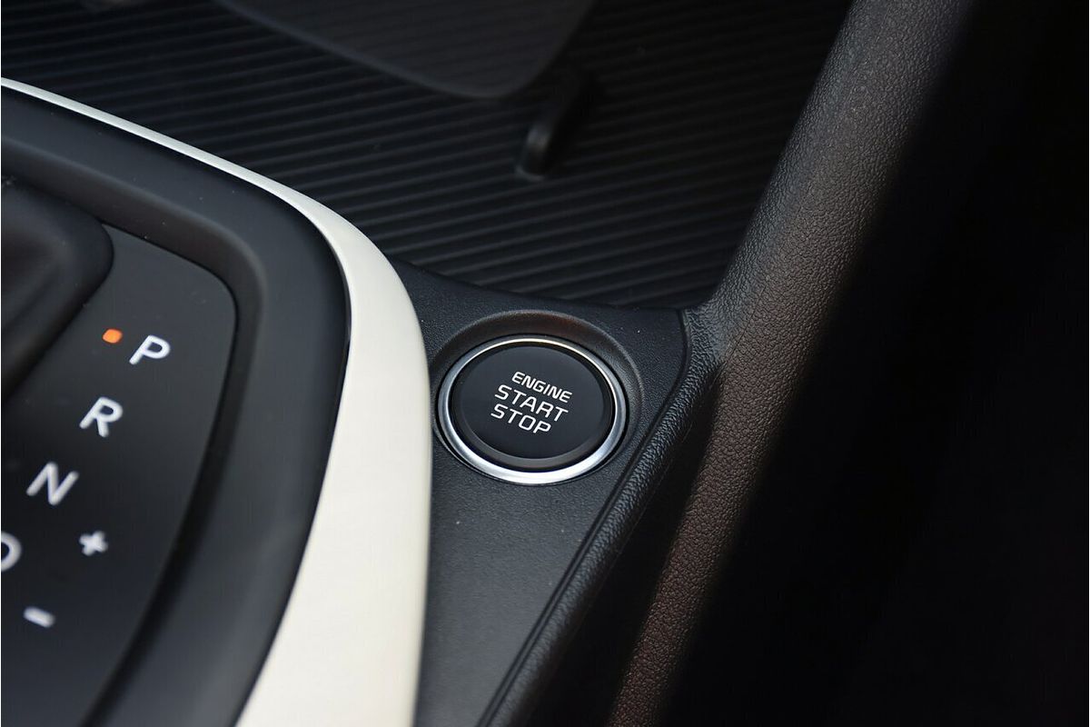 2025 Kia K4 GT-Line CL4m