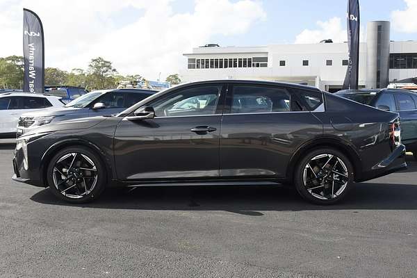 2025 Kia K4 GT-Line CL4m