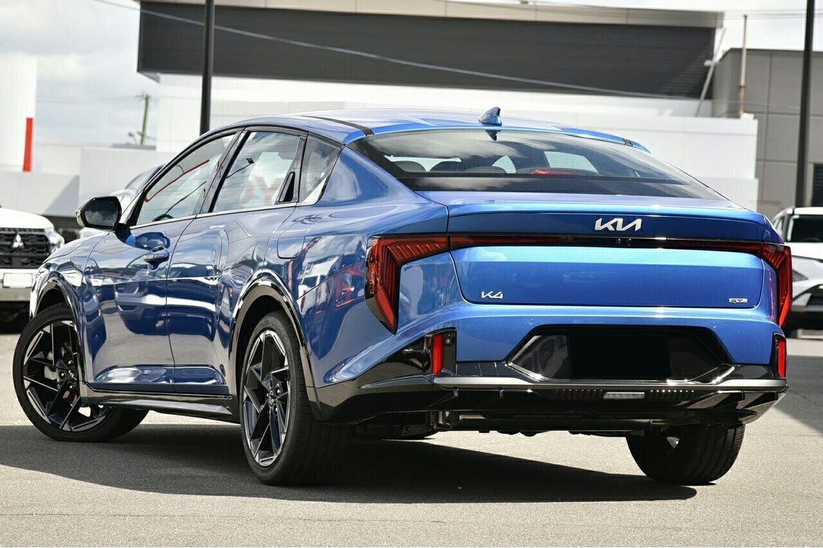 2025 Kia K4 GT-Line CL4m