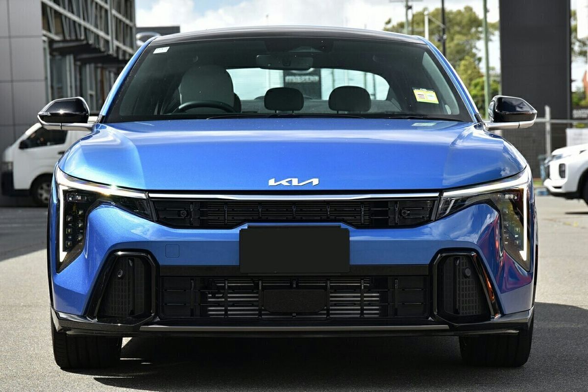 2025 Kia K4 GT-Line CL4m