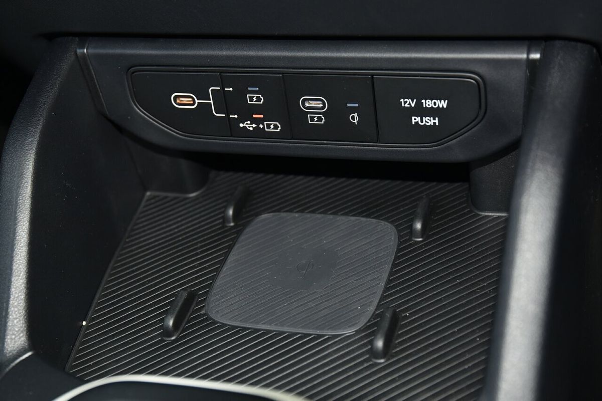 2025 Kia K4 GT-Line CL4m