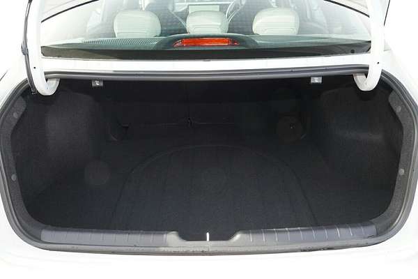 2025 Kia K4 GT-Line CL4m