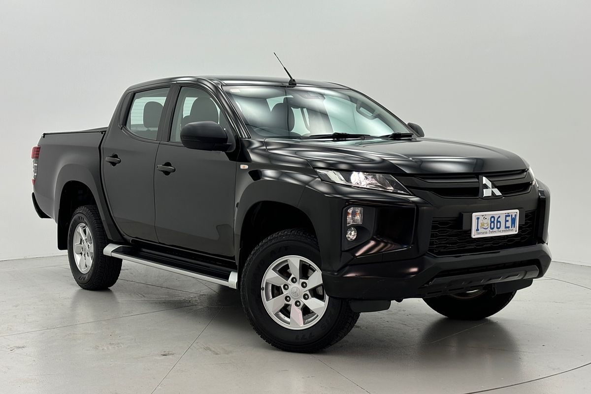2019 Mitsubishi Triton GLX+ MR 4X4