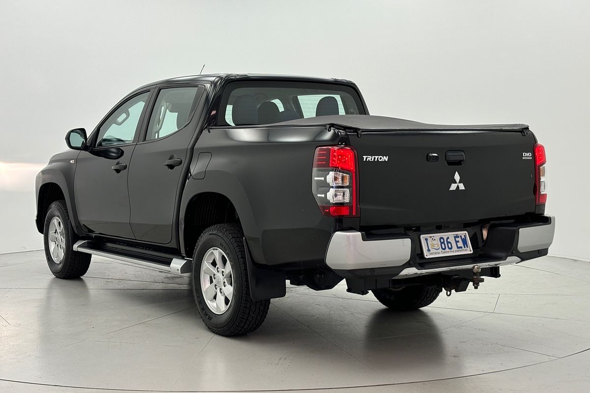 2019 Mitsubishi Triton GLX+ MR 4X4